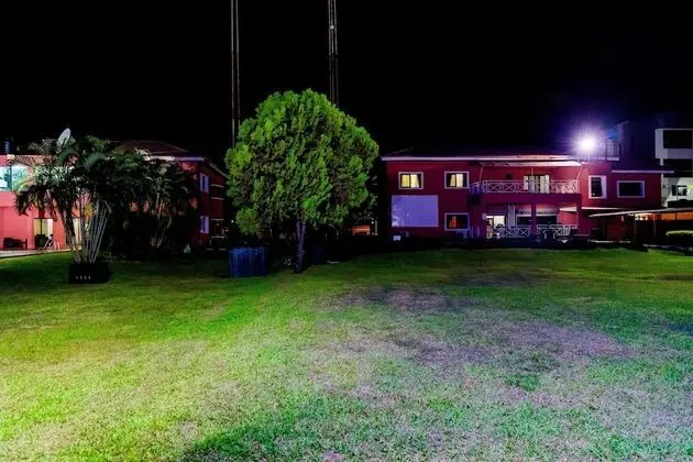 Standard Tek Büyük Yataklı Oda, Bahçe Manzaralı