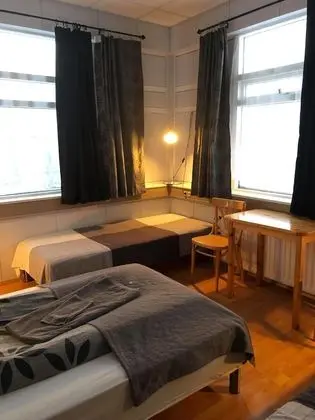 Tek Büyük Yataklı Oda, Ortak Banyo