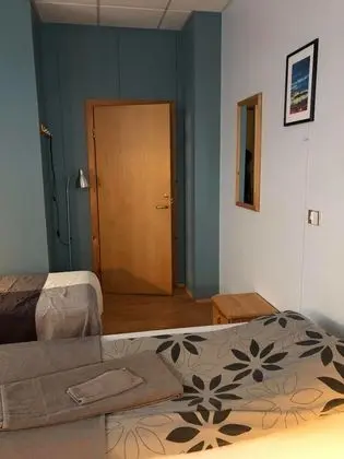 Tek Büyük Yataklı Oda, Ortak Banyo