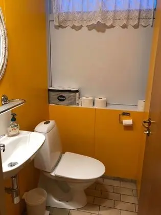 Tek Büyük Yataklı Oda, Ortak Banyo