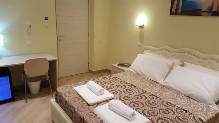 Tek Büyük Yataklı Oda