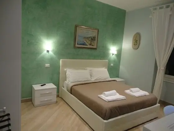 Tek Büyük Yataklı Oda