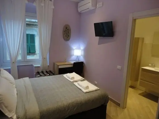Tek Büyük Yataklı Oda (small)