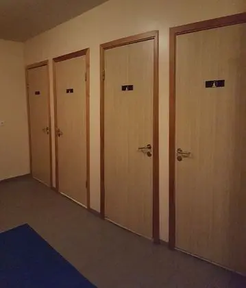 Family Oda, Ortak Banyo