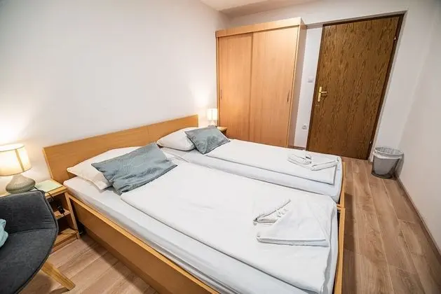 İki Ayrı Yataklı Oda (Twin room)
