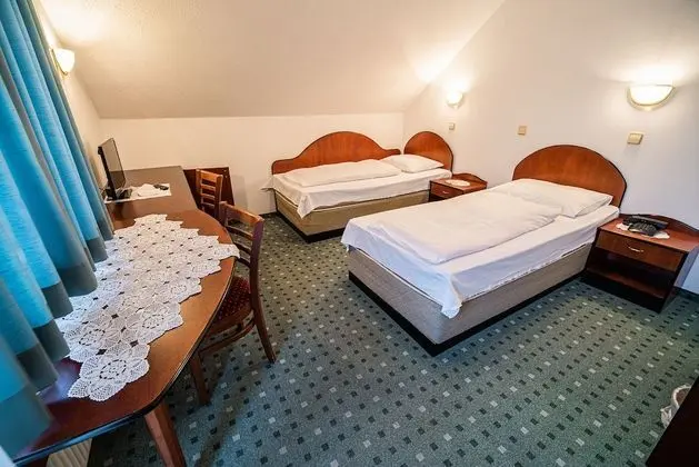 İki Ayrı Yataklı Oda (Twin room with balcony)