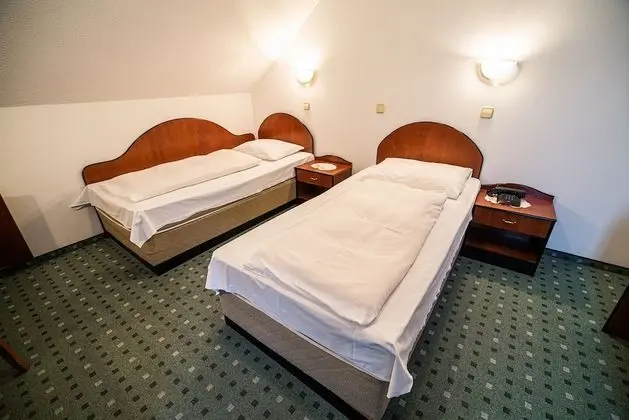 İki Ayrı Yataklı Oda (Twin room with balcony)