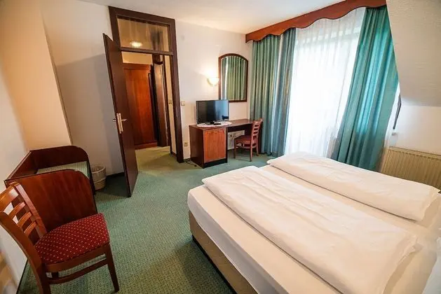 Tek Büyük Yataklı Oda (Double room)