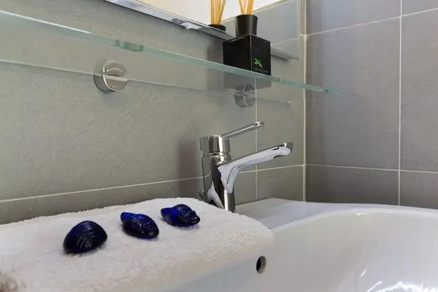 Comfort Tek Büyük veya İki Ayrı Yataklı Oda