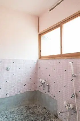 Family Oda, Ortak Banyo (Standard)