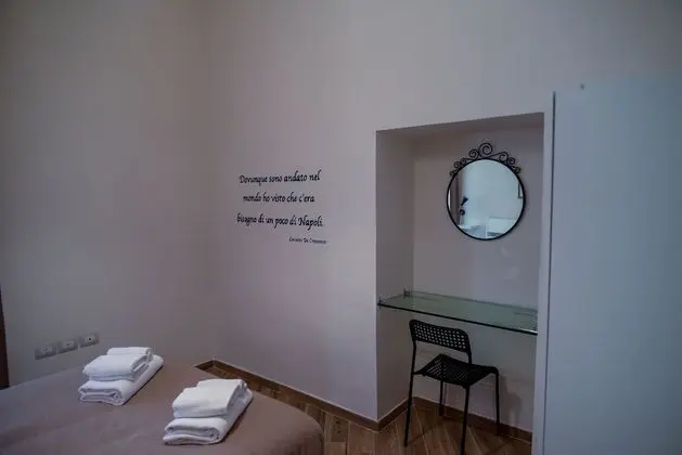 Tek Büyük Yataklı Oda, Ortak Banyo