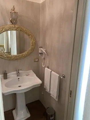 Luxury Üç Kişilik Oda