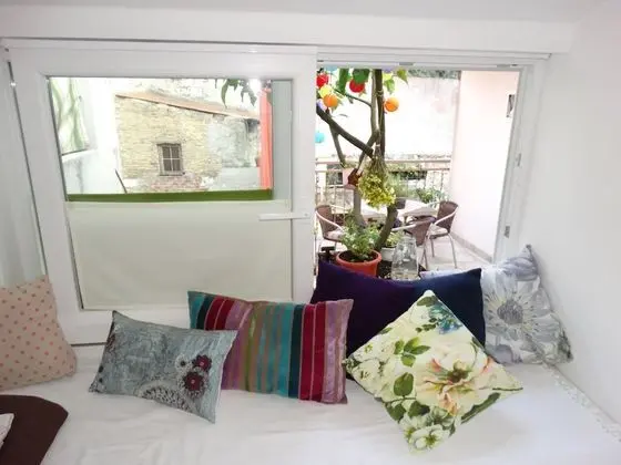 Deluxe Apart Daire, Teras