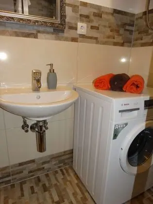 Deluxe Apart Daire, Teras