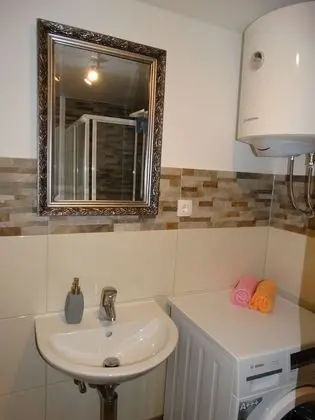 Deluxe Apart Daire, Teras