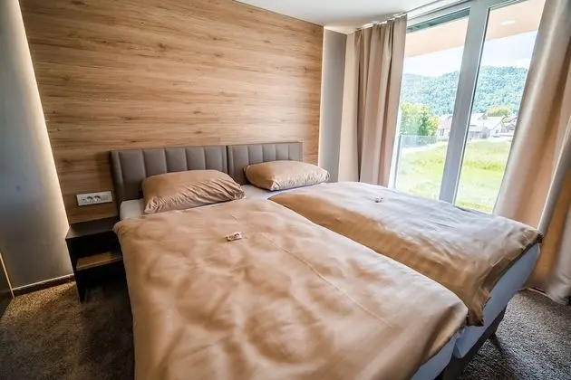 Deluxe Tek Büyük veya İki Ayrı Yataklı Oda (3)