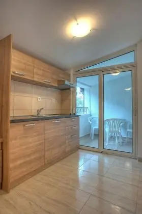 Stüdyo, Balkon