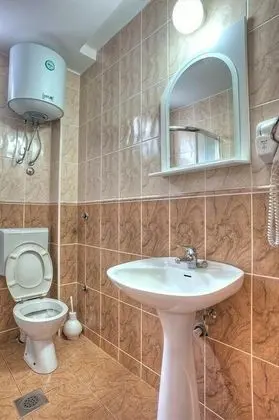 Tek Büyük Yataklı Oda, Balkon
