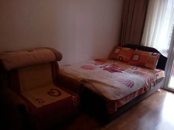 Tek Büyük Yataklı Oda, Balkon