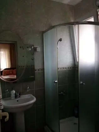 Tek Büyük Yataklı Oda, Balkon