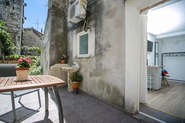 Tek Büyük Yataklı Oda, Teras (A1)