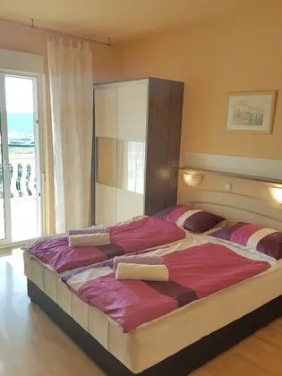 Tek Büyük Yataklı Oda, Balkon, Deniz Manzaralı