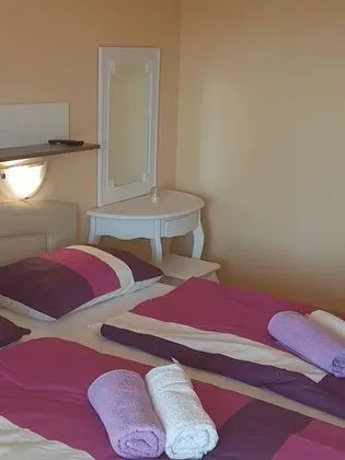 Tek Büyük Yataklı Oda, Balkon, Deniz Manzaralı