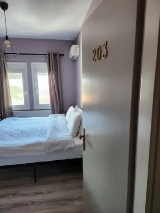 Economy Tek Büyük Yataklı Oda
