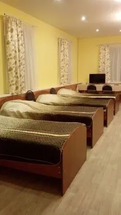 Family Room with Bathroom 4