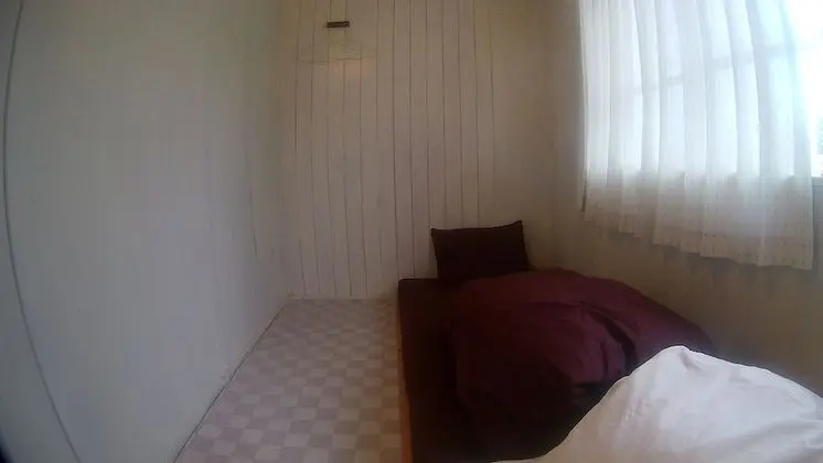 İki Ayrı Yataklı Oda (Run of House, Private Room 2)