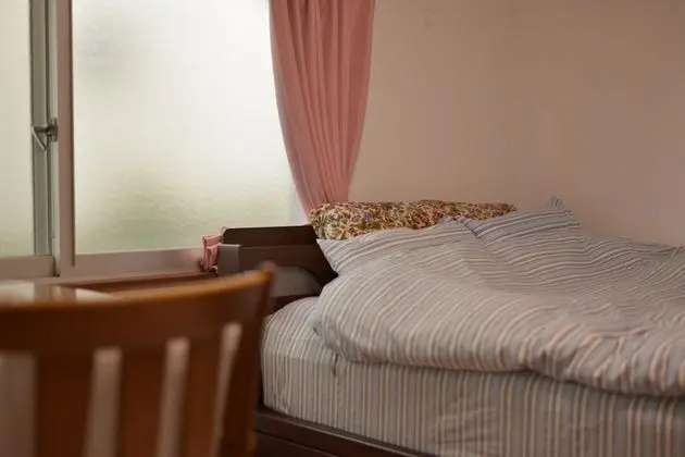 Tek Büyük Yataklı Oda, 1 Çift Kişilik Yatak, Ortak Banyo (1st Floor)