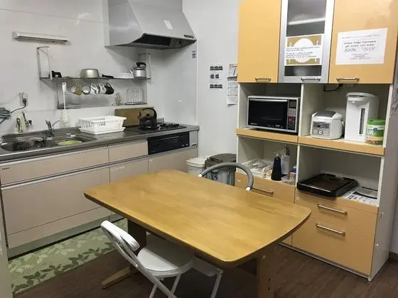 Economy Ortak Ranzalı Oda, Sadece kadınlar için