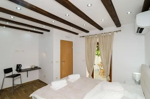 Classic Stüdyo, 1 Yatak Odası, Bahçe Manzaralı (1)