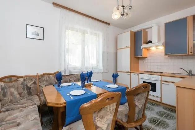 Apart Daire, Bahçe Manzaralı