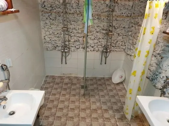 Ortak Ranzalı Oda, Sadece erkekler için