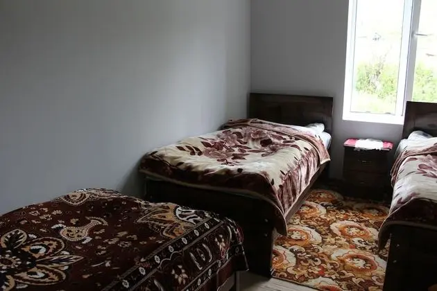 Üç Kişilik Oda