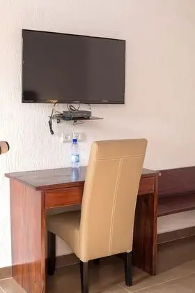 Exclusive Tek Büyük Yataklı Oda