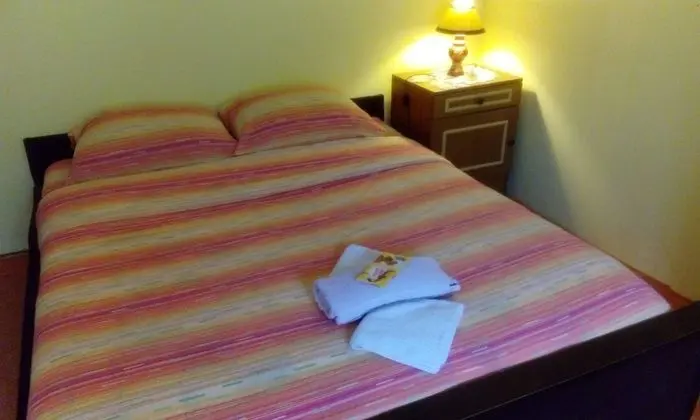 Economy Üç Kişilik Oda, Birden Çok Yatak