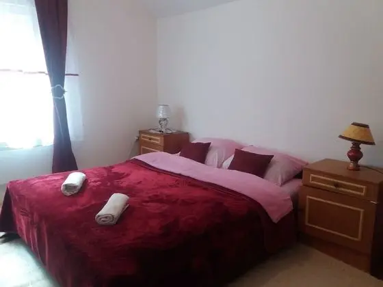 Economy Üç Kişilik Oda, Birden Çok Yatak