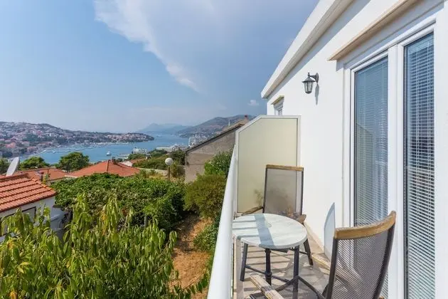 Economy Tek Büyük Yataklı Oda, Ortak Banyo, Deniz Manzaralı