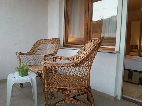 Apart Daire, 3 Yatak Odası, Nehir Manzaralı (Two Balconies)