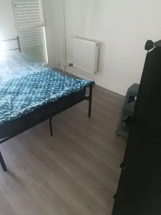 Economy Tek Büyük Yataklı Oda, Şehir Manzaralı (3)