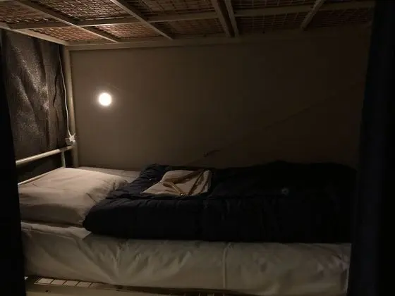 Ortak Ranzalı Oda, Sadece kadınlar için (Room for 4 Guests)