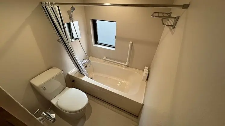 Traditional İki Ayrı Yataklı Oda (with Bath)