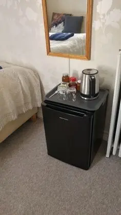 Tek Büyük Yataklı Oda, Ortak Banyo