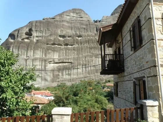 Superior Oda (Meteora View)
