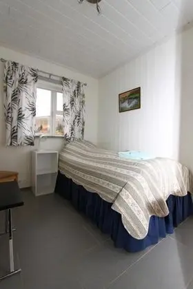 Tek Kişilik Oda, Ortak Banyo