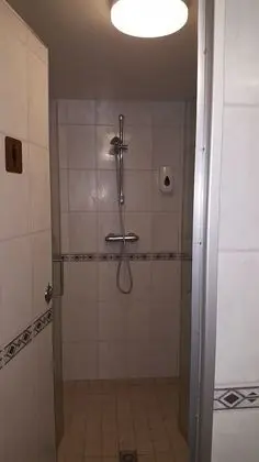 Standard Üç Kişilik Oda, Ortak Banyo