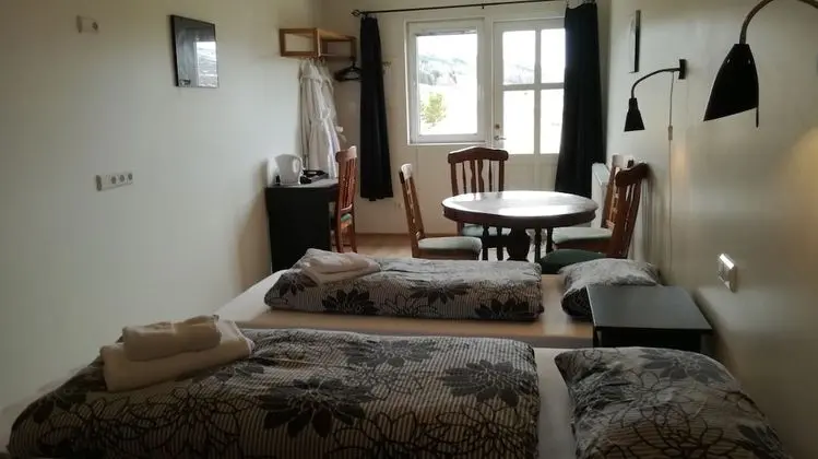 Dört Kişilik Oda, Özel Banyo