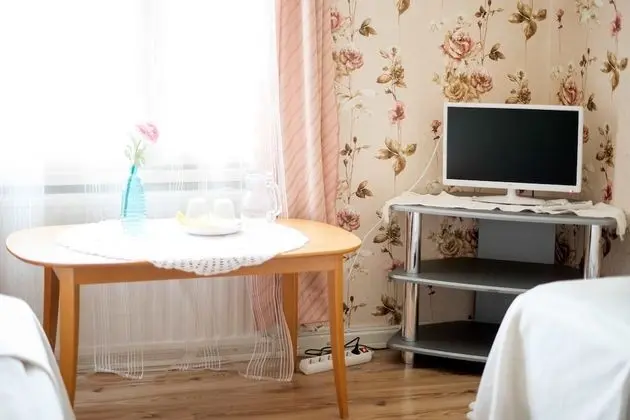 İki Ayrı Yataklı Oda, Ortak Banyo (1)